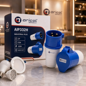 ARICOL INDUSTRIAL PLUG 3P32A 220V HEAVY DUTY