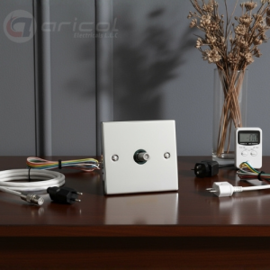 CHROME SINGLE SATELLITE SOCKET